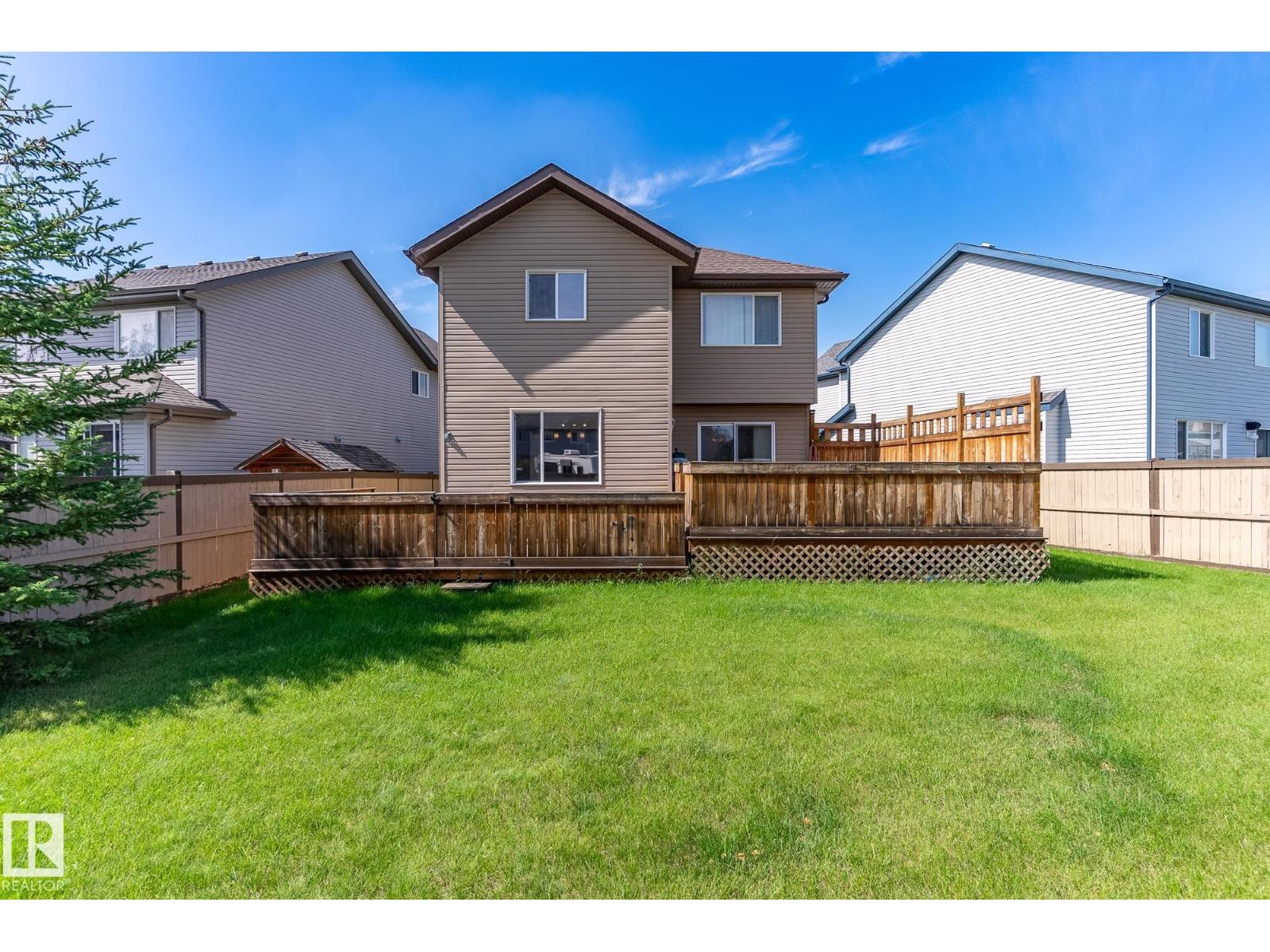 Photo 2 of 88 Campbell Co, Fort Saskatchewan AB