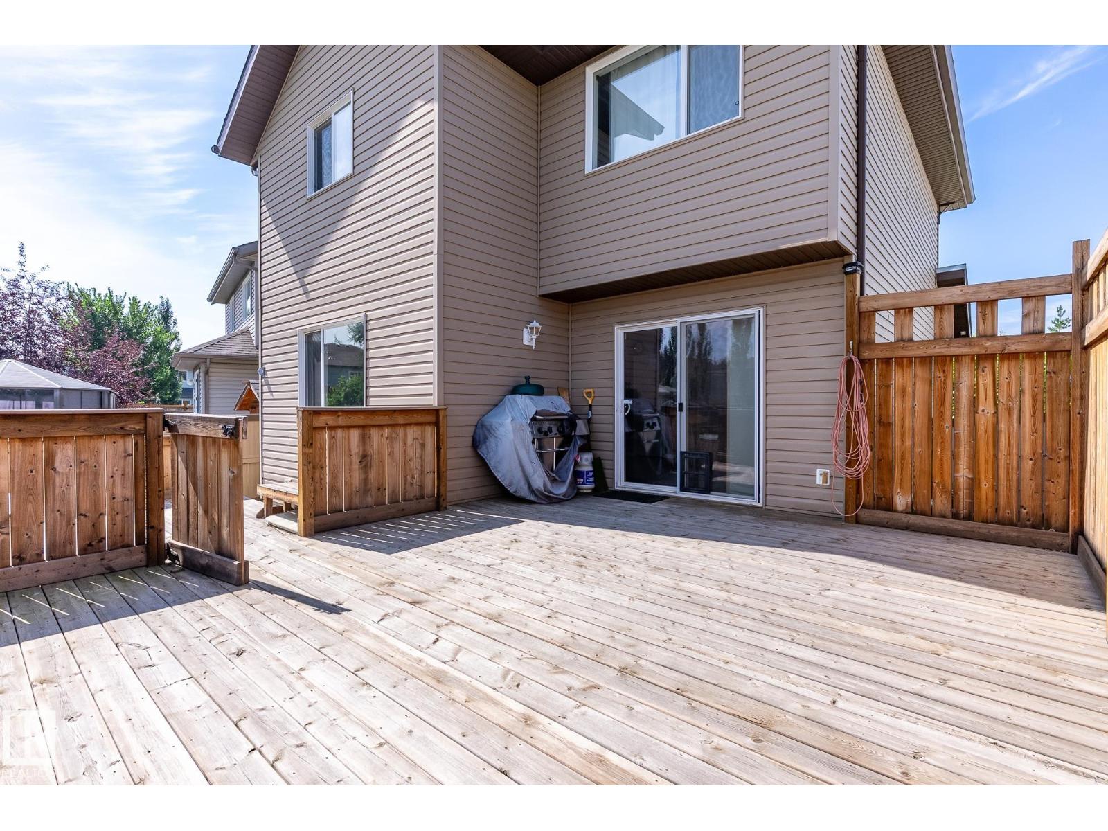 Photo 21 of 88 Campbell Co, Fort Saskatchewan AB