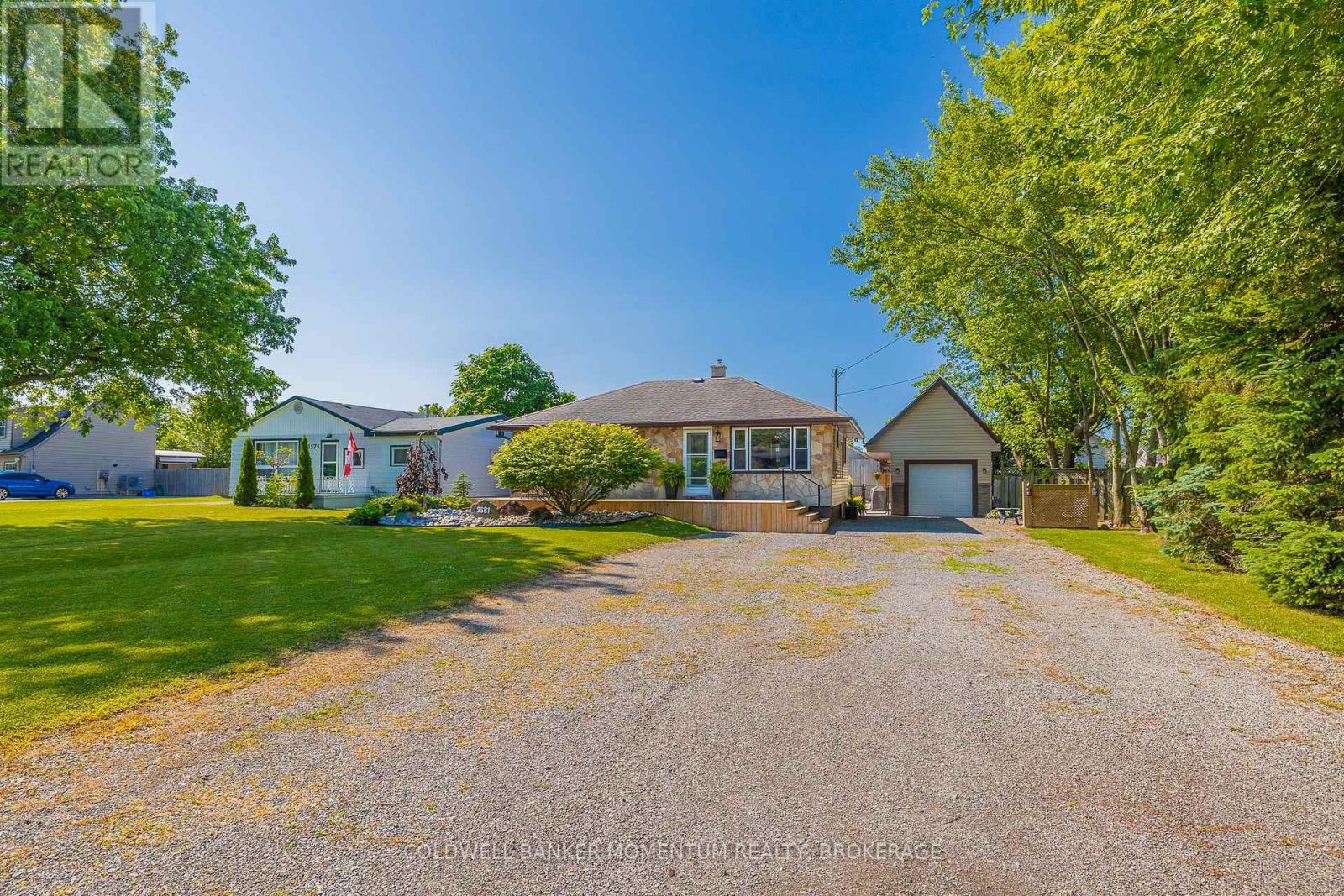 Photo 2 of 3581 Hendershot Drive, Fort Erie ON