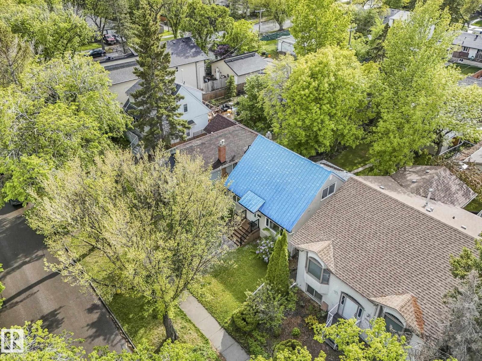 Photo 57 of 11514 122 St Nw, Edmonton AB