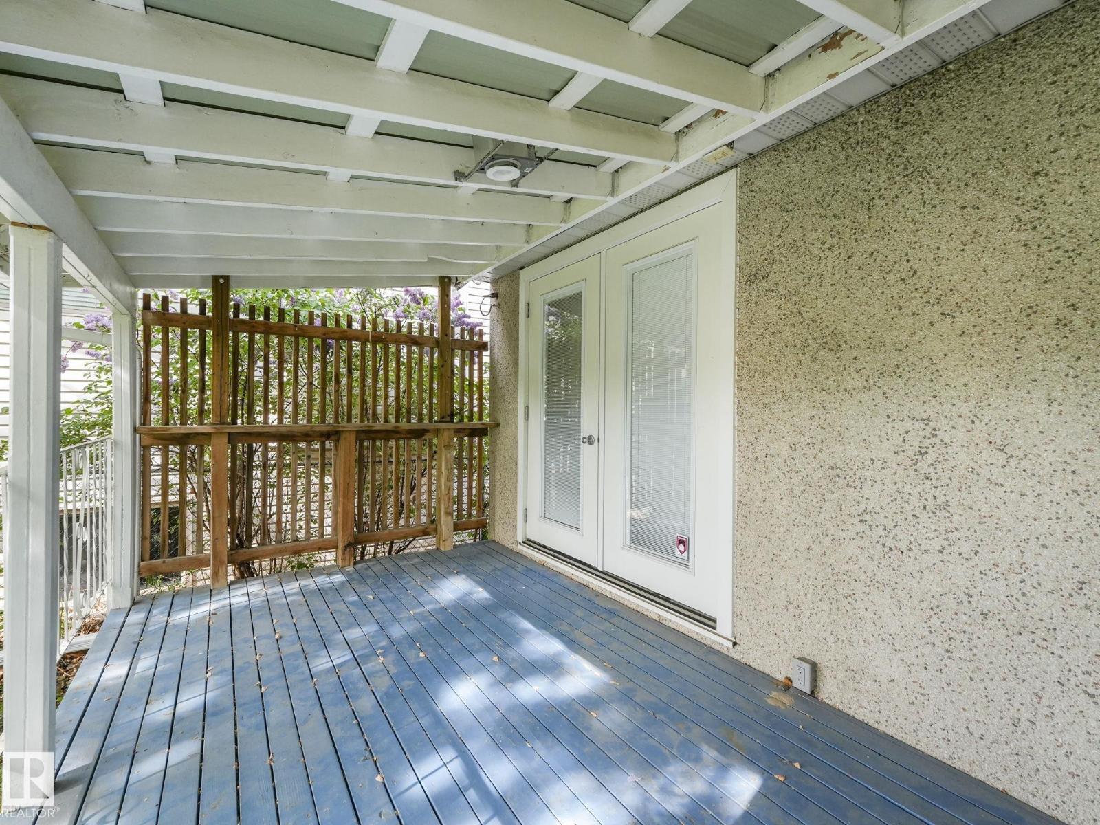 Photo 15 of 11514 122 St Nw, Edmonton AB