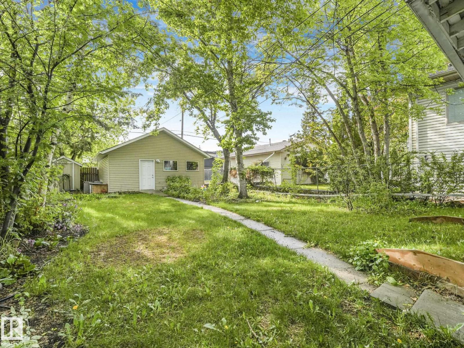 Photo 55 of 11514 122 St Nw, Edmonton AB