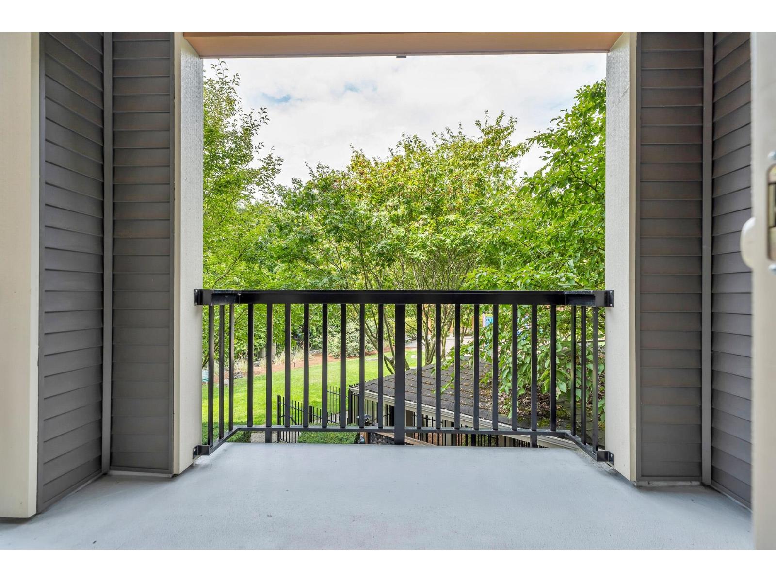Photo 16 of 213 5655 210 A Street, Langley BC