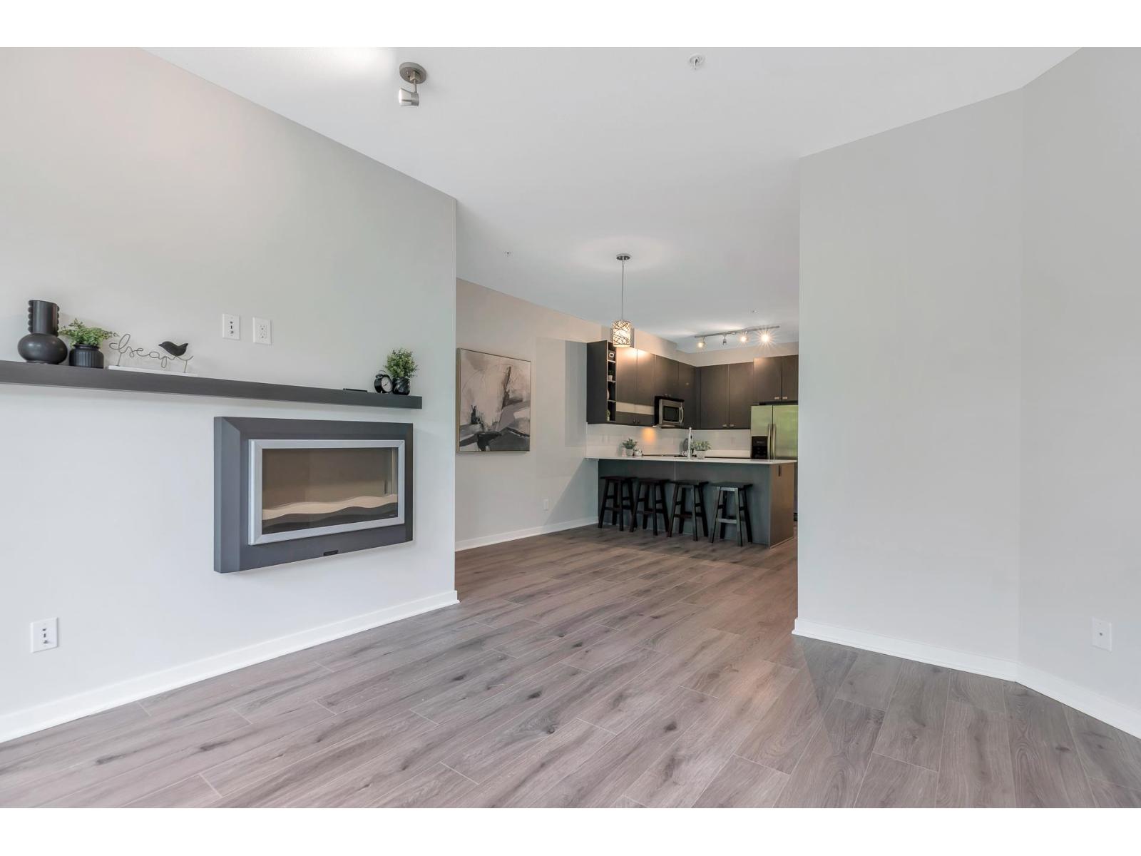 Photo 14 of 213 5655 210 A Street, Langley BC