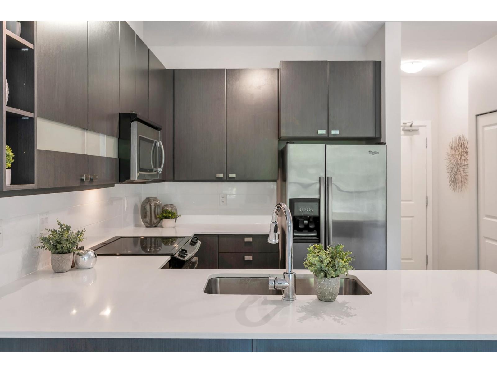 Photo 8 of 213 5655 210 A Street, Langley BC