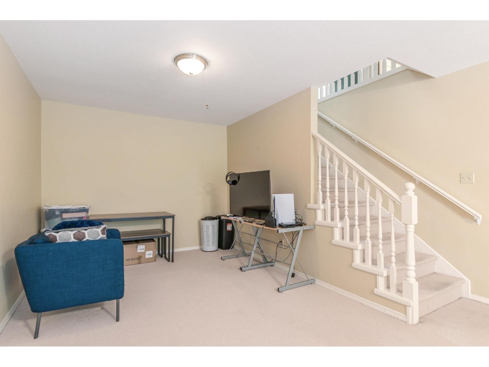 Photo 18 of 14 3351 Horn Street, Abbotsford BC