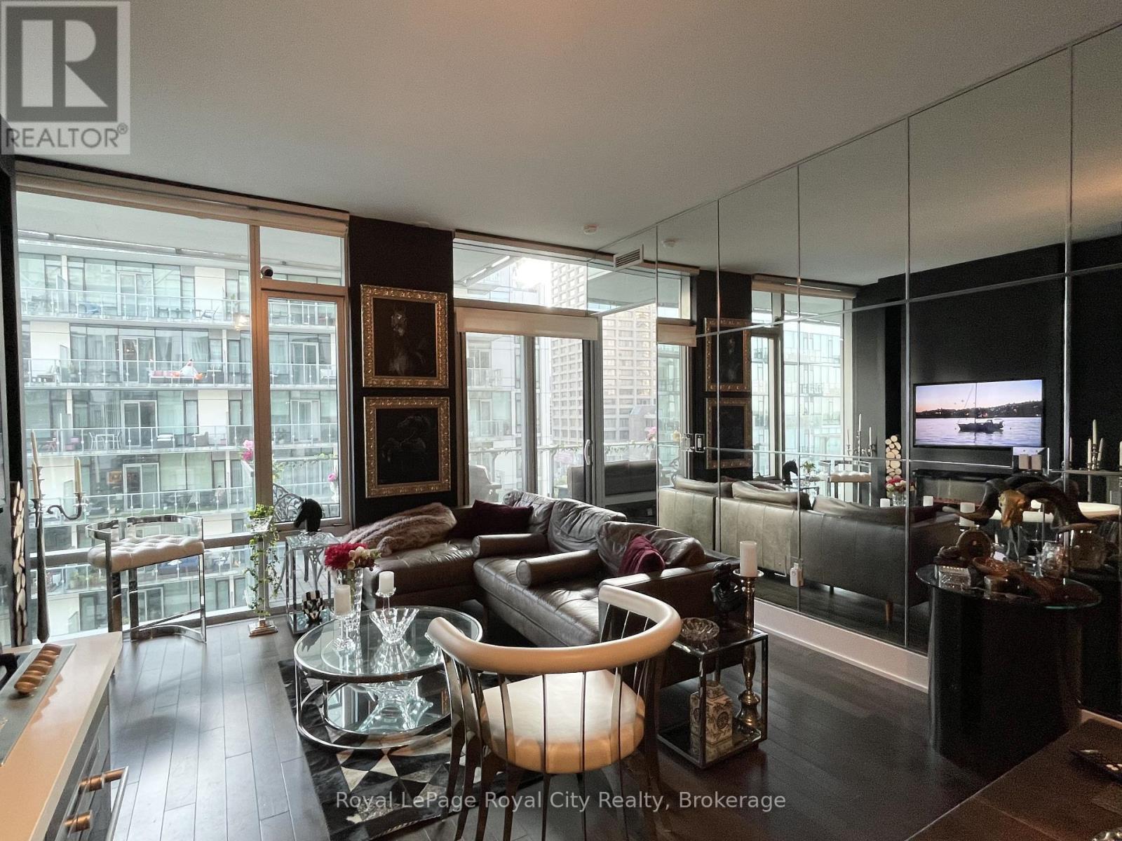 Photo 6 of 830 39 Queens Quay E, Toronto ON
