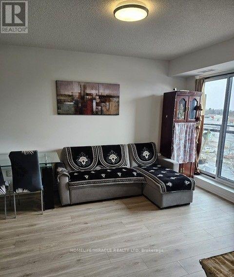 Photo 12 of 417 1 Falaise Road, Toronto ON