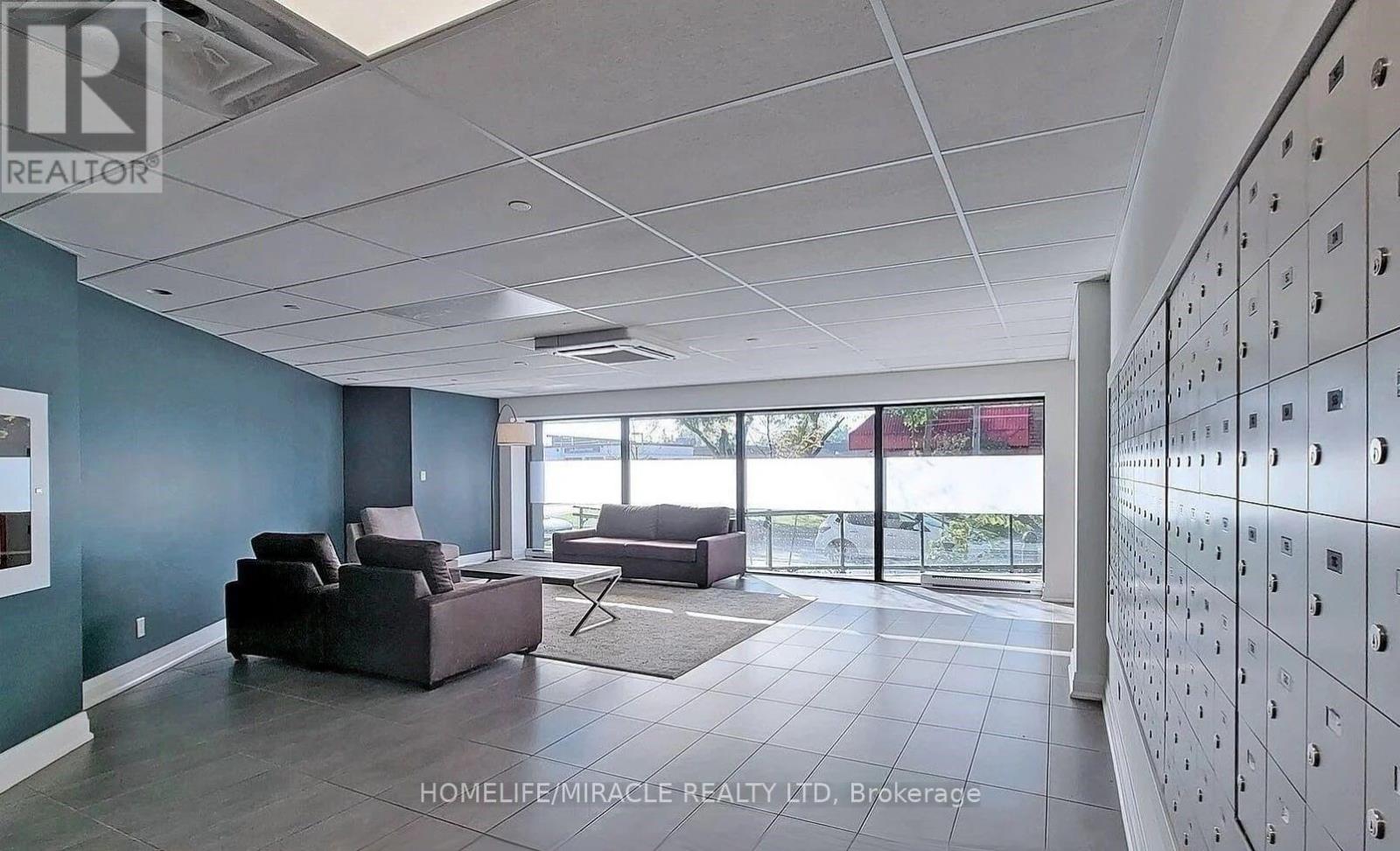Photo 5 of 417 1 Falaise Road, Toronto ON