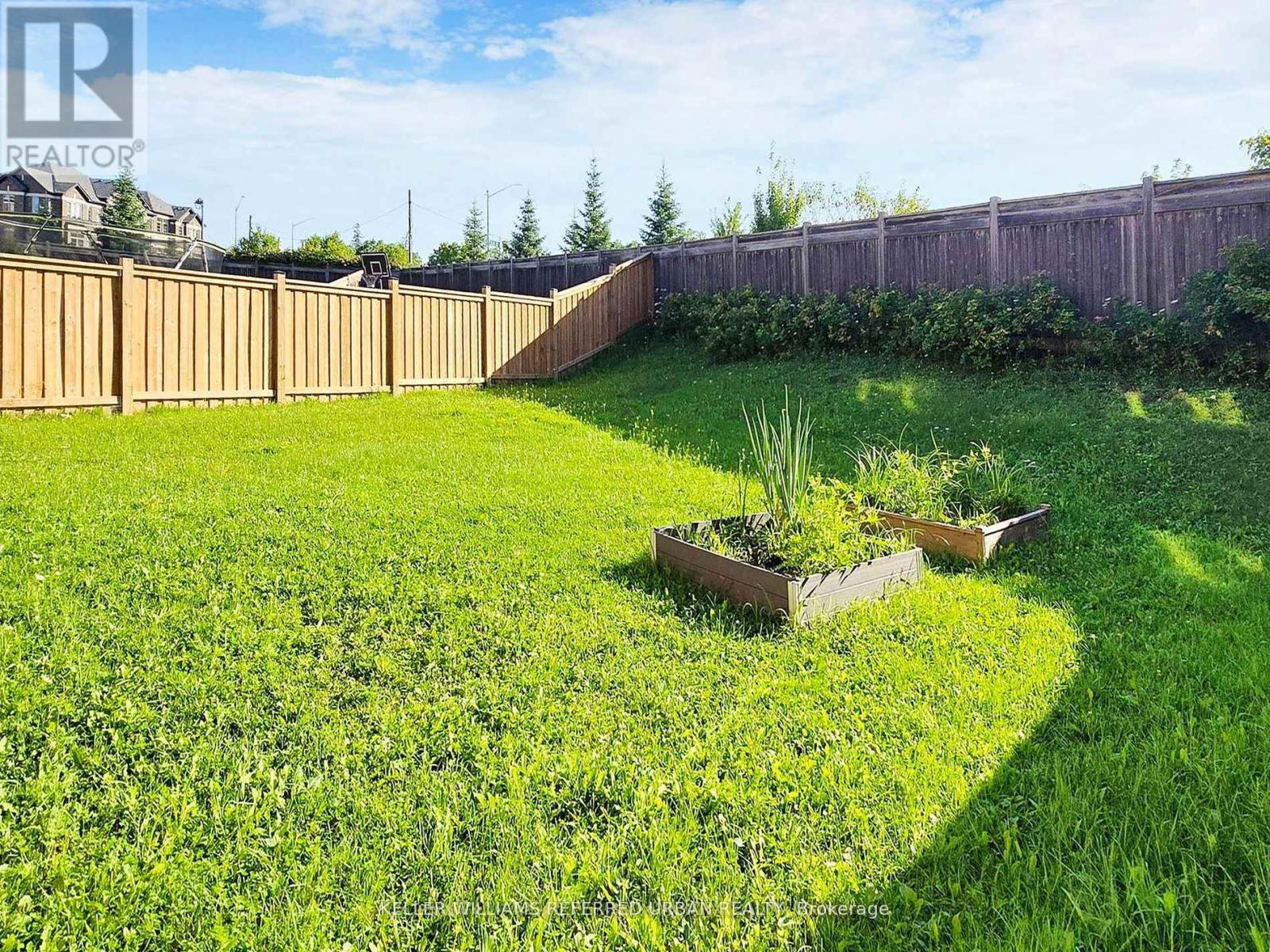 Photo 20 of 32 Haskett Drive, Markham ON