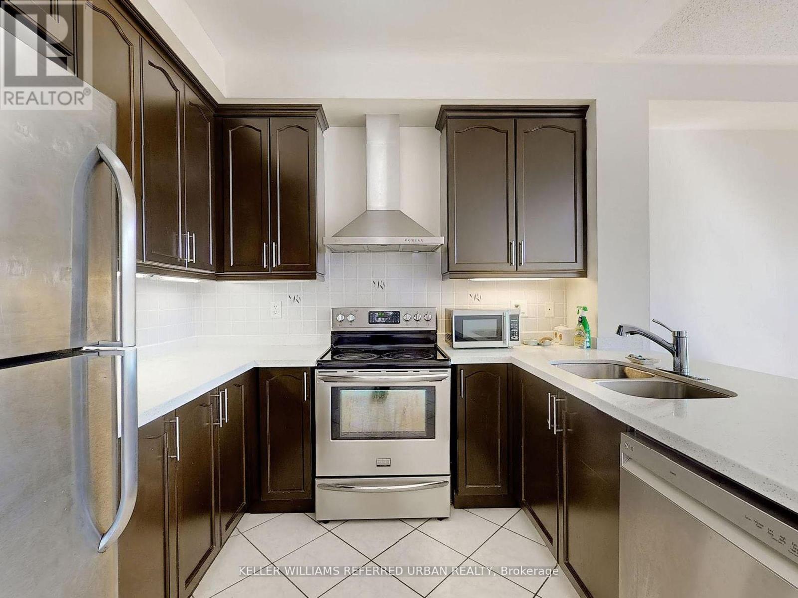 Photo 31 of 32 Haskett Drive, Markham ON