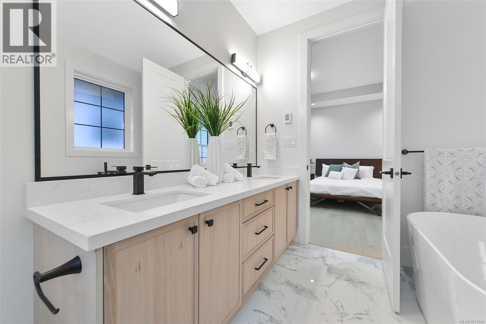  1813 Feltham Road, Saanich