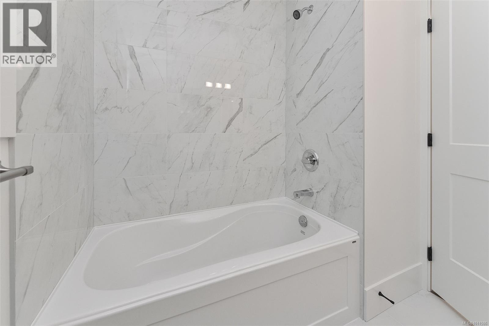  1813 Feltham Road, Saanich