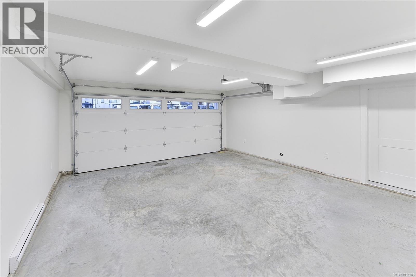  1813 Feltham Road, Saanich