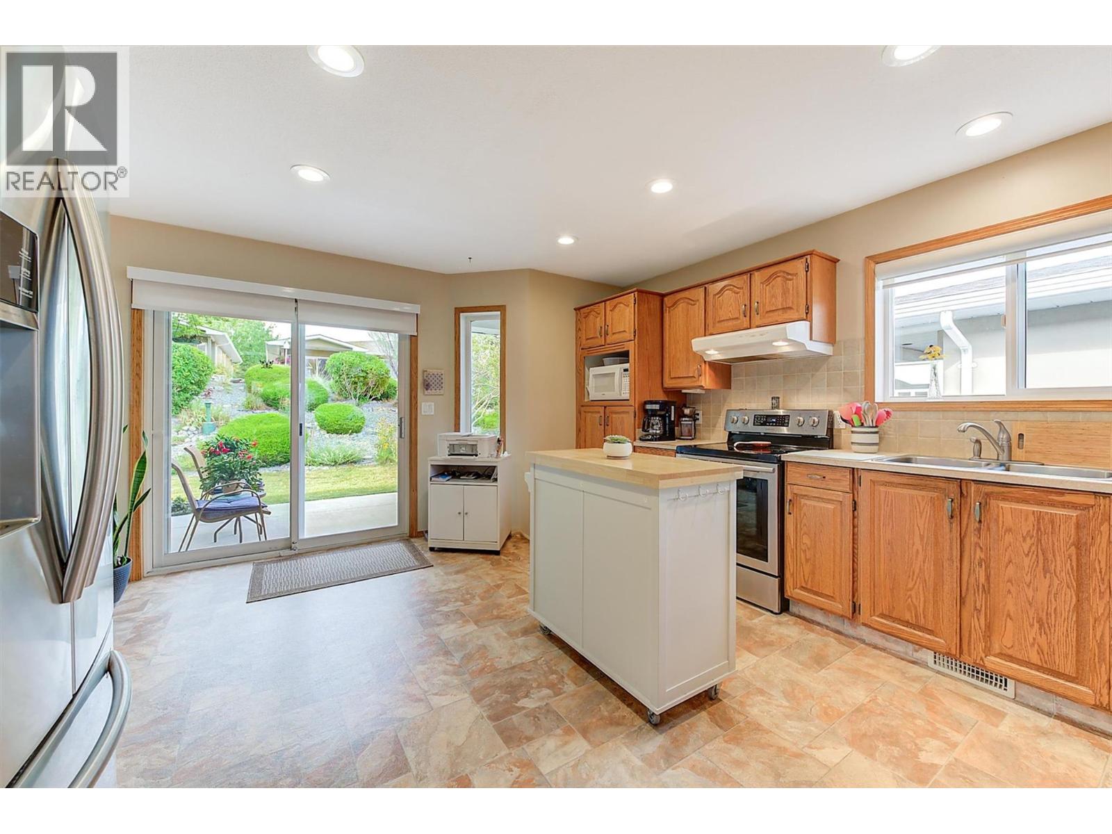 125 4035 Gellatly Road South, West Kelowna