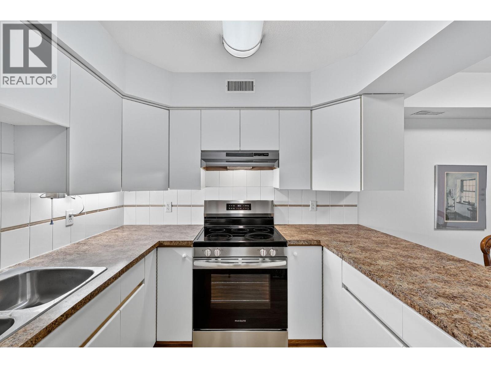 102 2350 Stillingfleet Road, Kelowna