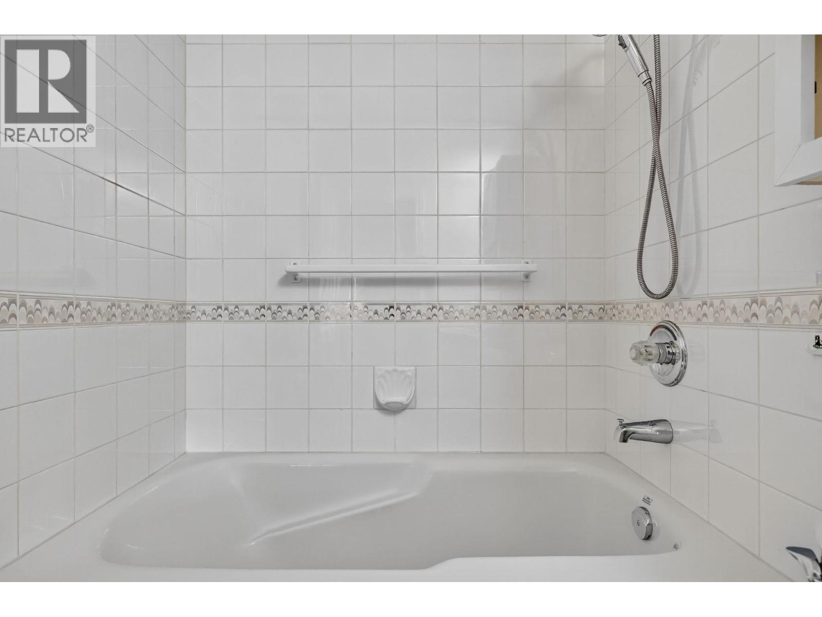 102 2350 Stillingfleet Road, Kelowna