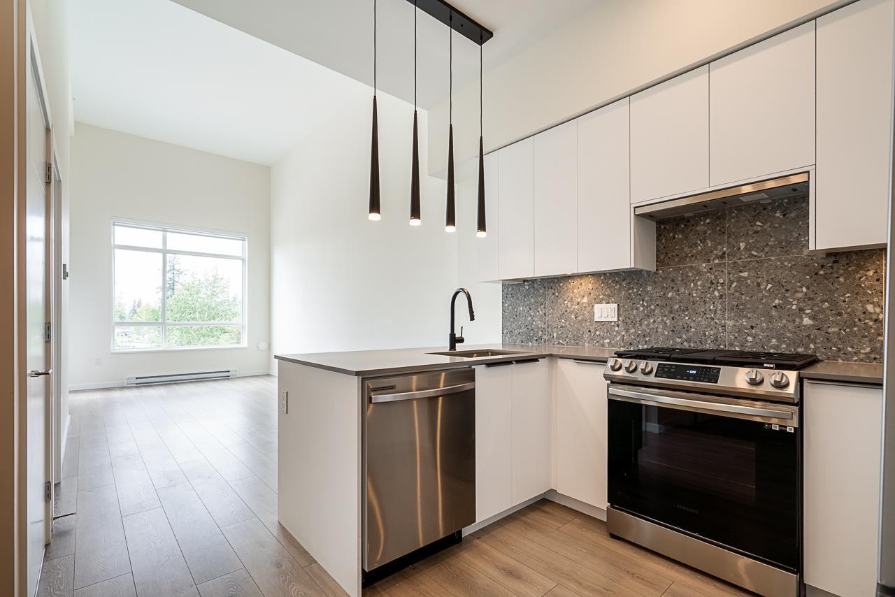 Photo 6 of 614 7920 206 Street, Langley BC