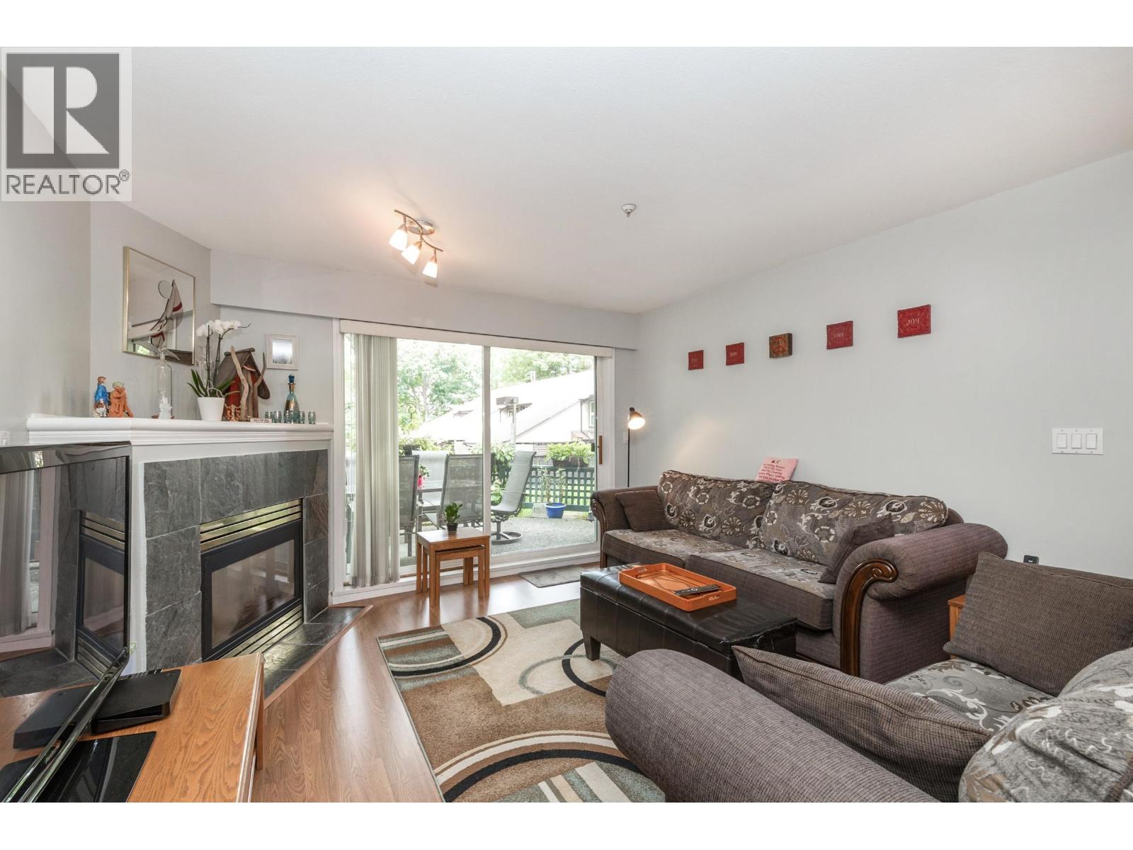 Photo 4 of 103 11960 Harris Road, Pitt Meadows BC