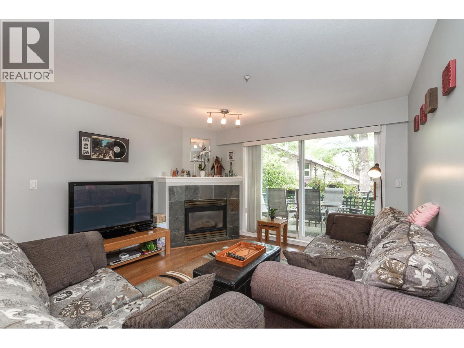 Photo 2 of 103 11960 Harris Road, Pitt Meadows BC