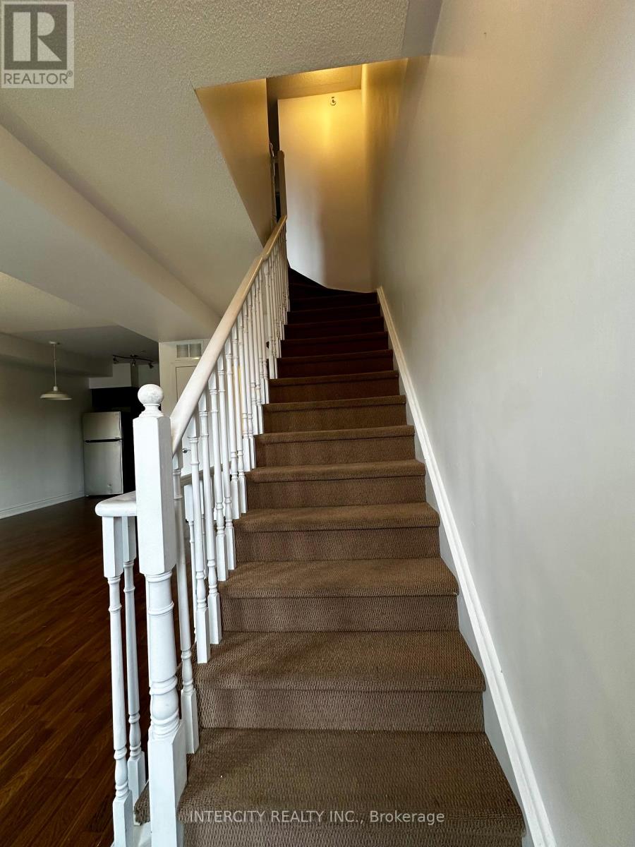 Photo 2 of 206 25 Richgrove Drive, Toronto ON