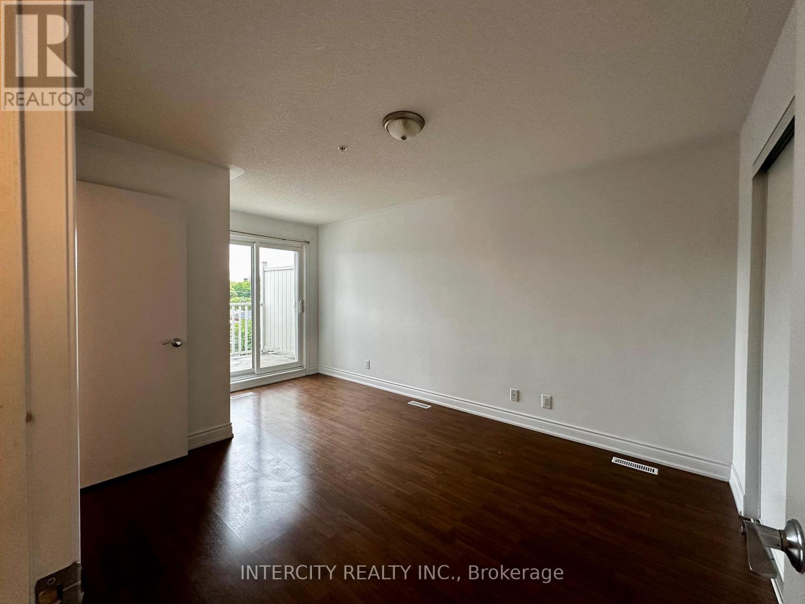 Photo 28 of 206 25 Richgrove Drive, Toronto ON