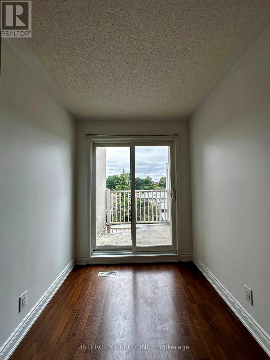 Photo 27 of 206 25 Richgrove Drive, Toronto ON