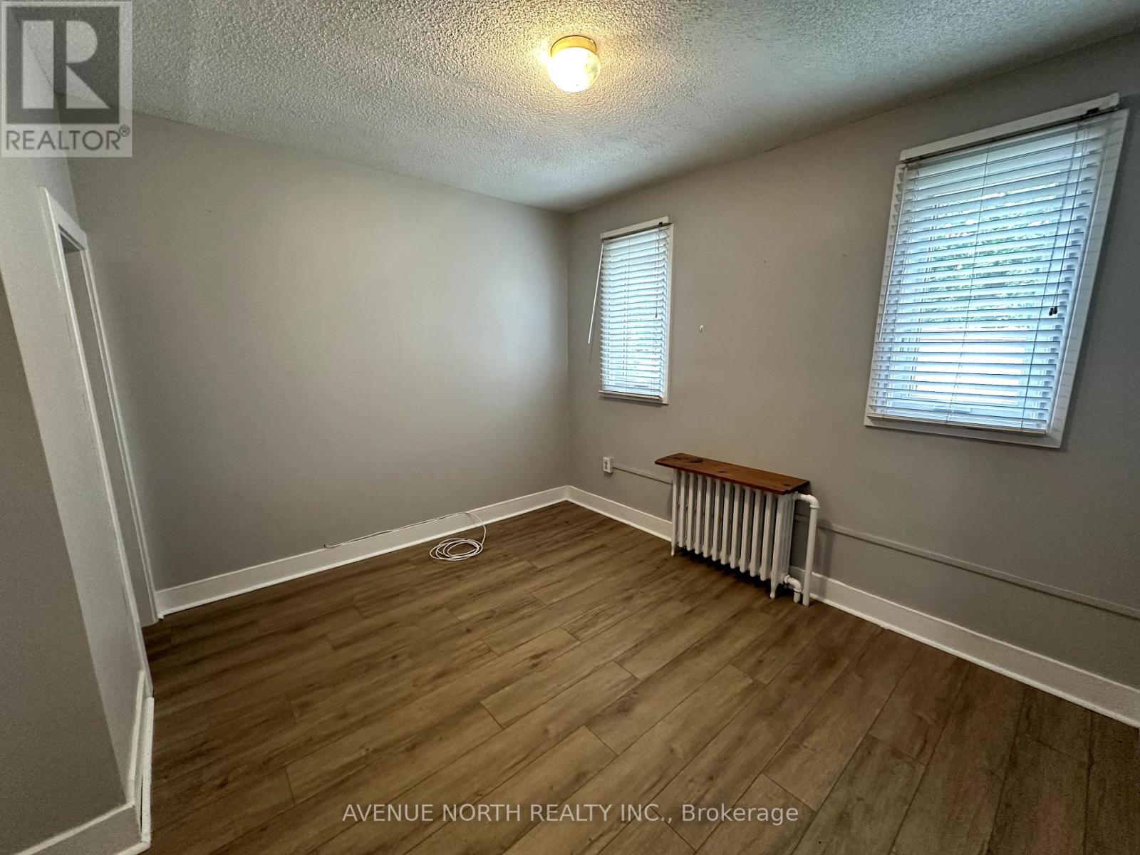 Photo 9 of 75 Poplar Street, Ottawa ON