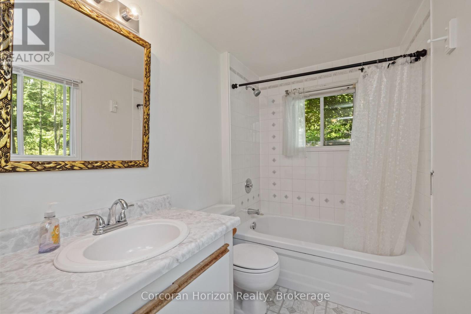 Photo 12 of 61 Arts Lane, Georgian Bay ON