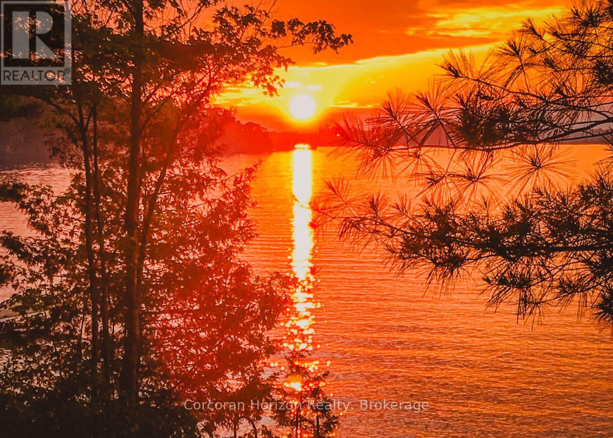 Photo 2 of 61 Arts Lane, Georgian Bay ON