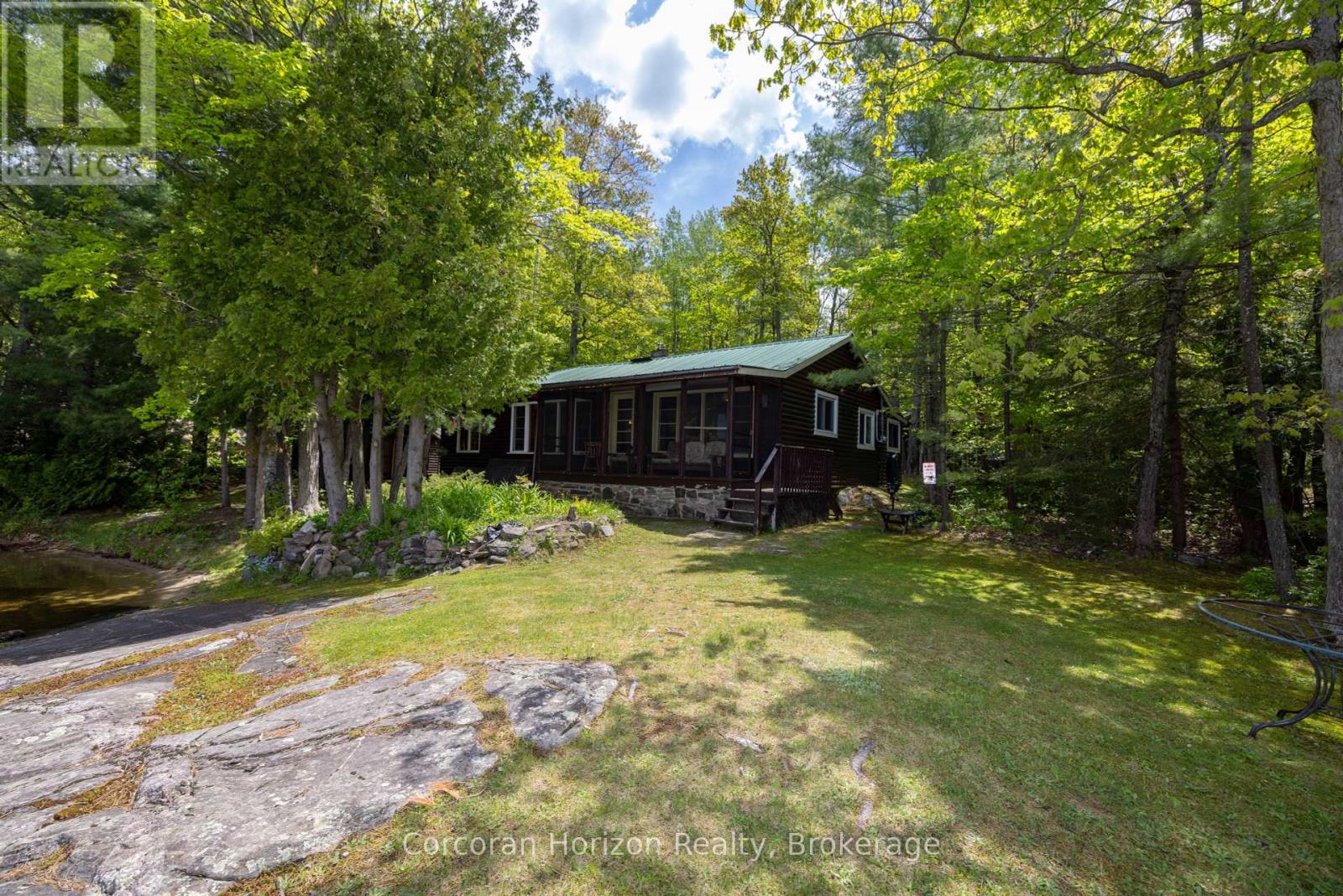 Photo 23 of 61 Arts Lane, Georgian Bay ON