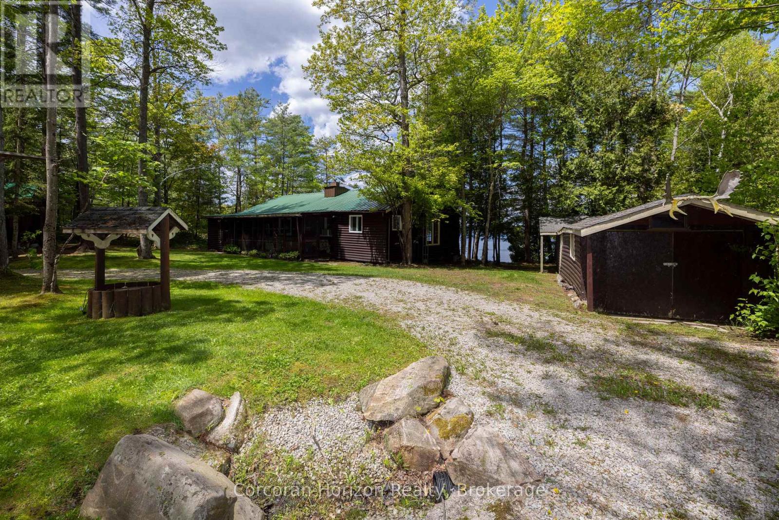 Photo 29 of 61 Arts Lane, Georgian Bay ON