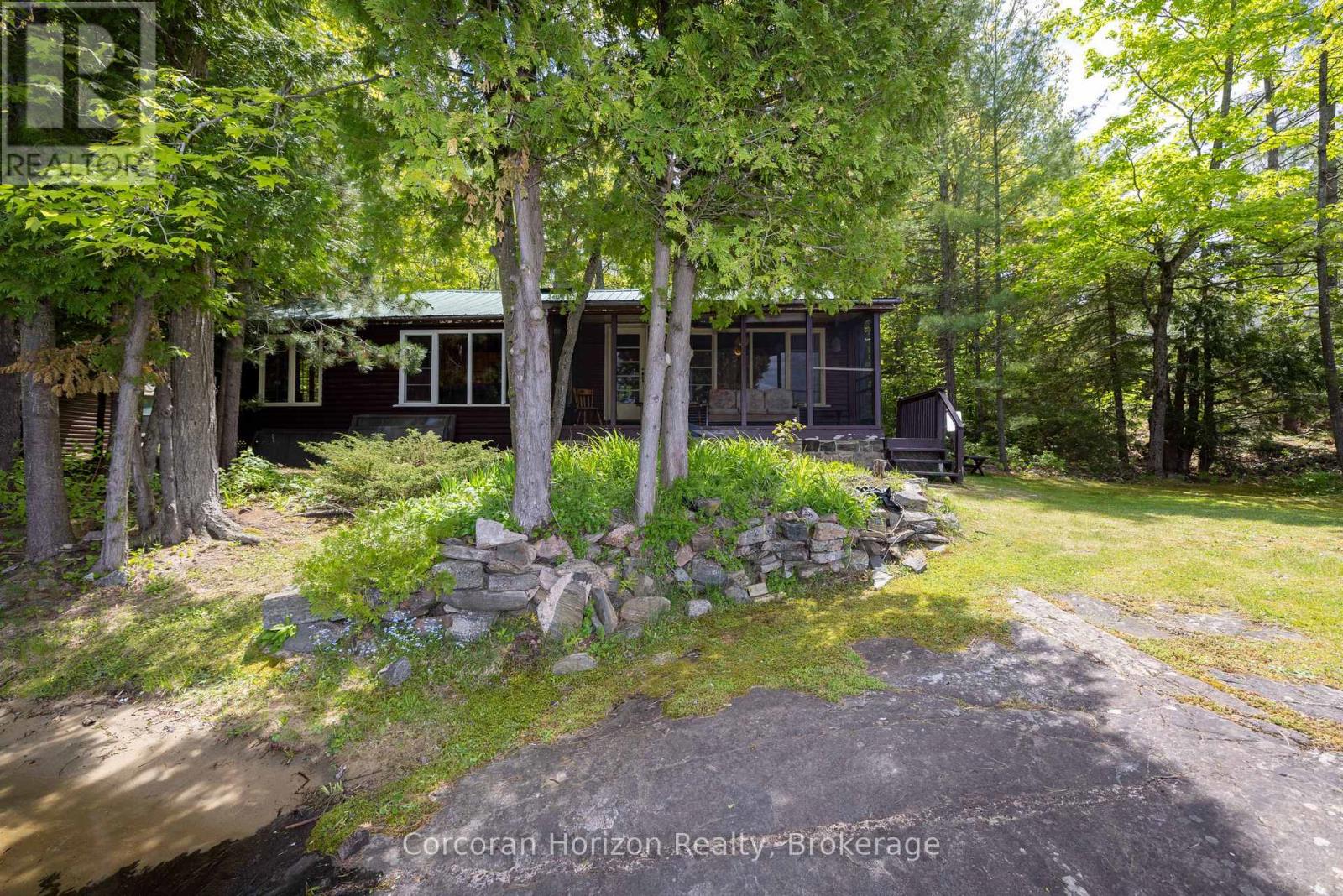 Photo 26 of 61 Arts Lane, Georgian Bay ON