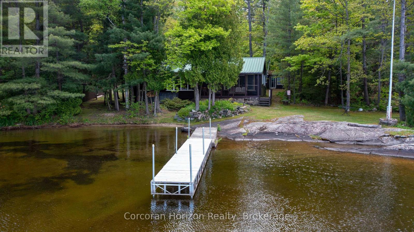 Photo 31 of 61 Arts Lane, Georgian Bay ON