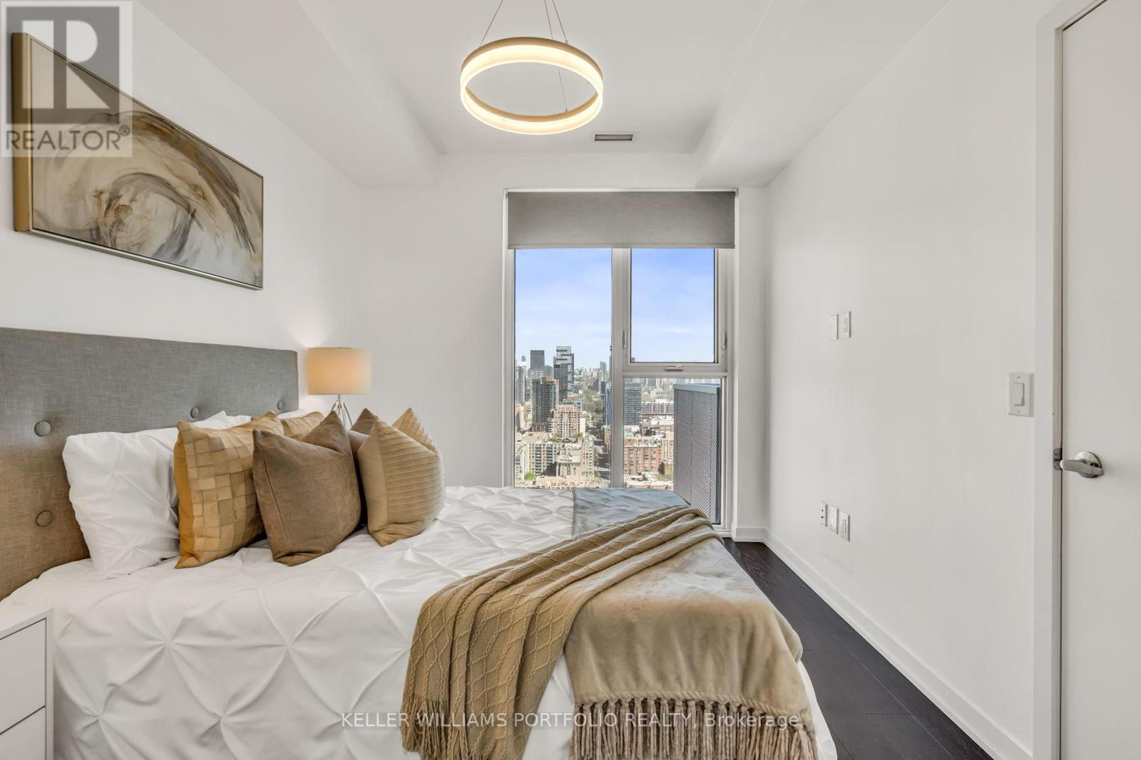 Photo 8 of 2810 20 Richardson Street, Toronto ON