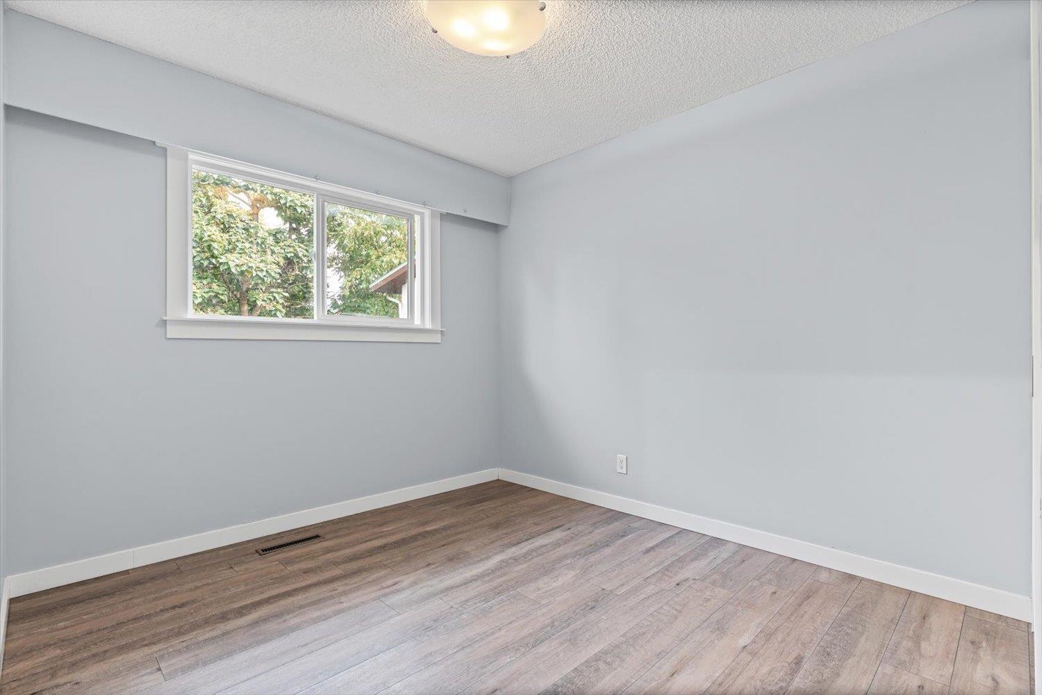 Photo 17 of 6050 Glenmore Drive Sardis South, Chilliwack BC