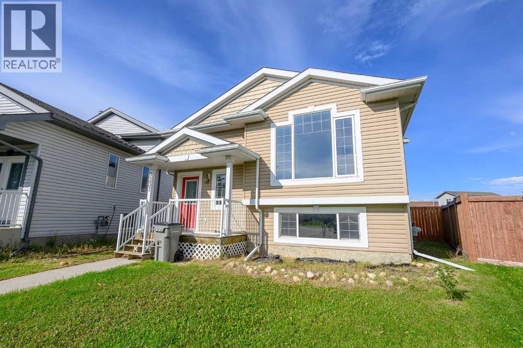 Photo 35 of 9337 91 Street, Grande Prairie AB