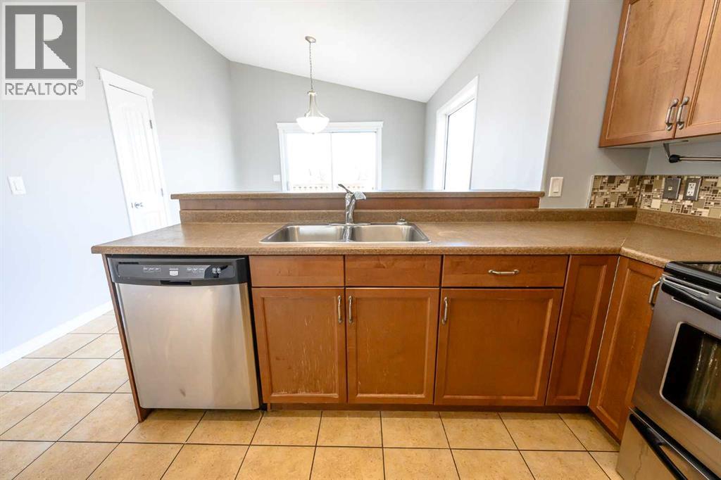 Photo 14 of 9337 91 Street, Grande Prairie AB