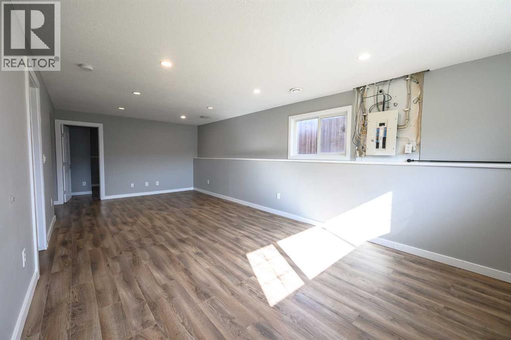 Photo 22 of 9337 91 Street, Grande Prairie AB