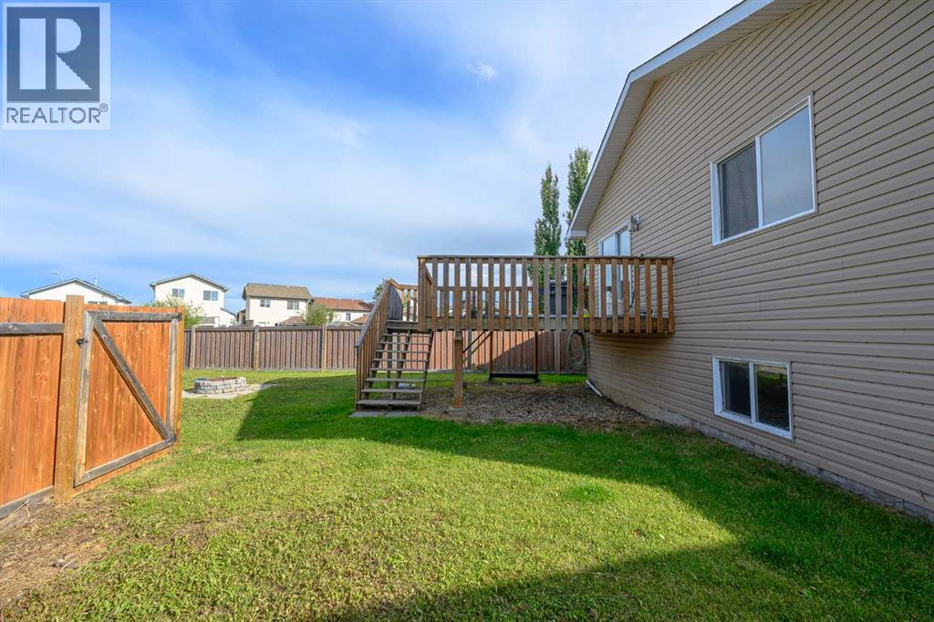 Photo 33 of 9337 91 Street, Grande Prairie AB