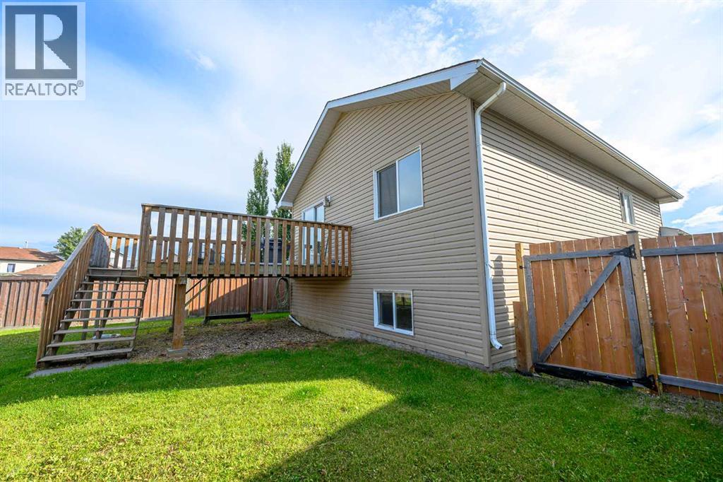 Photo 6 of 9337 91 Street, Grande Prairie AB