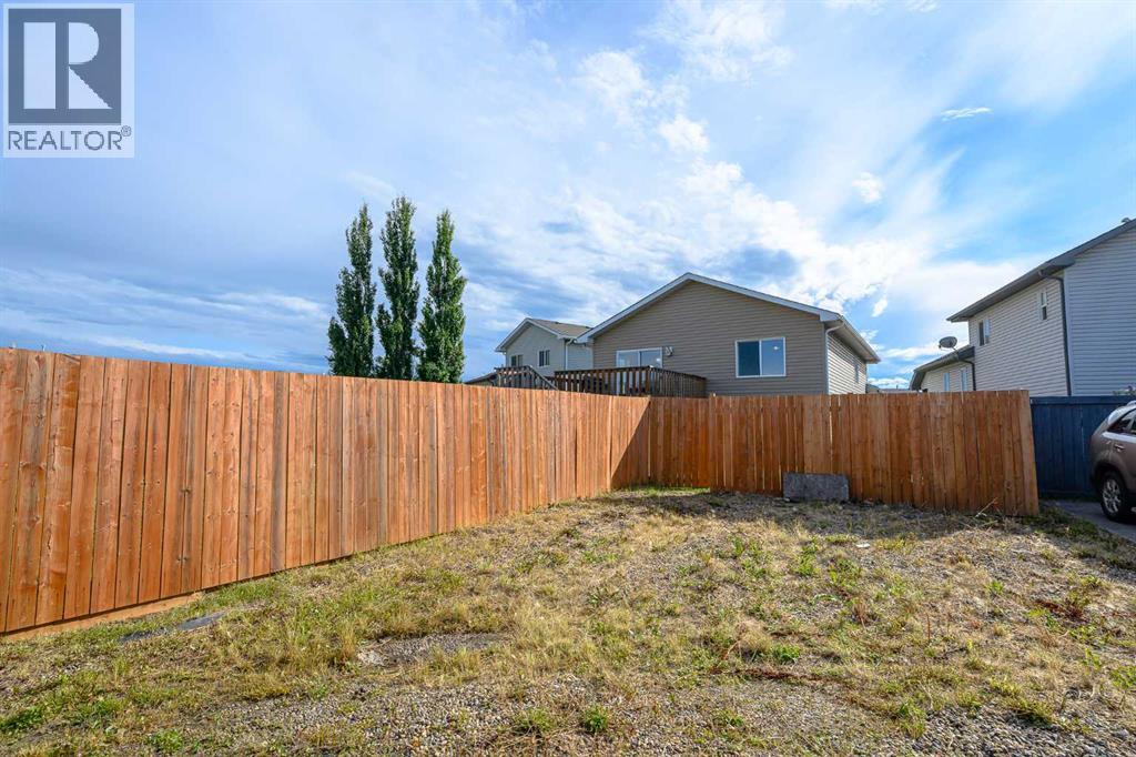 Photo 34 of 9337 91 Street, Grande Prairie AB