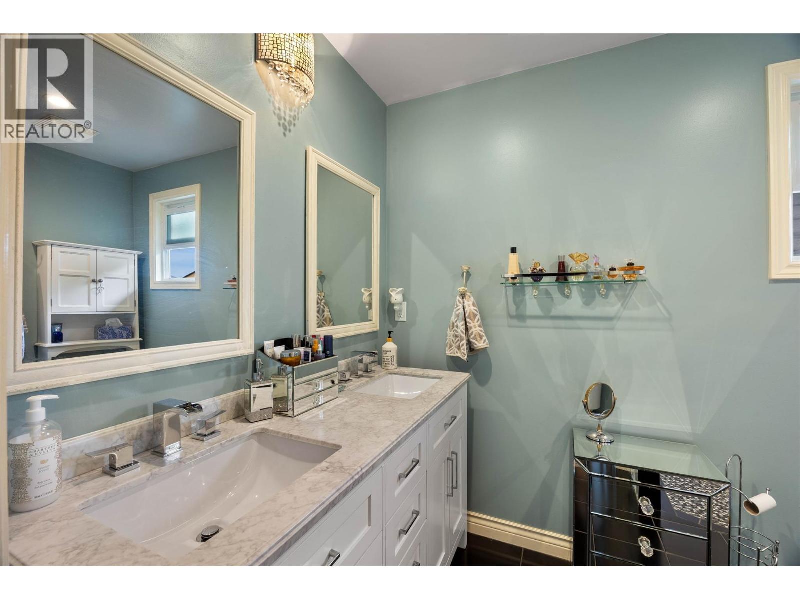 Photo 5 of 770 Sequoia Place, Kamloops BC