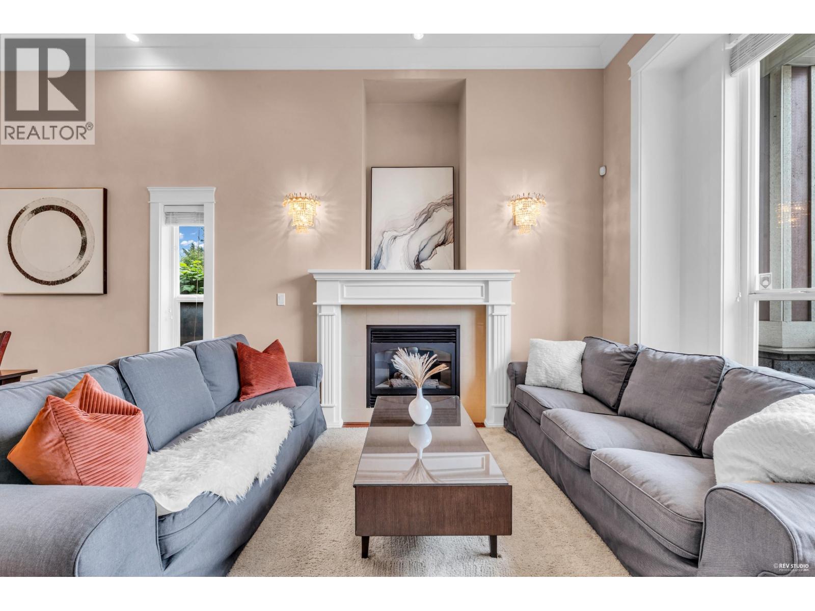 Photo 11 of 3768 Jambor Court, Burnaby BC