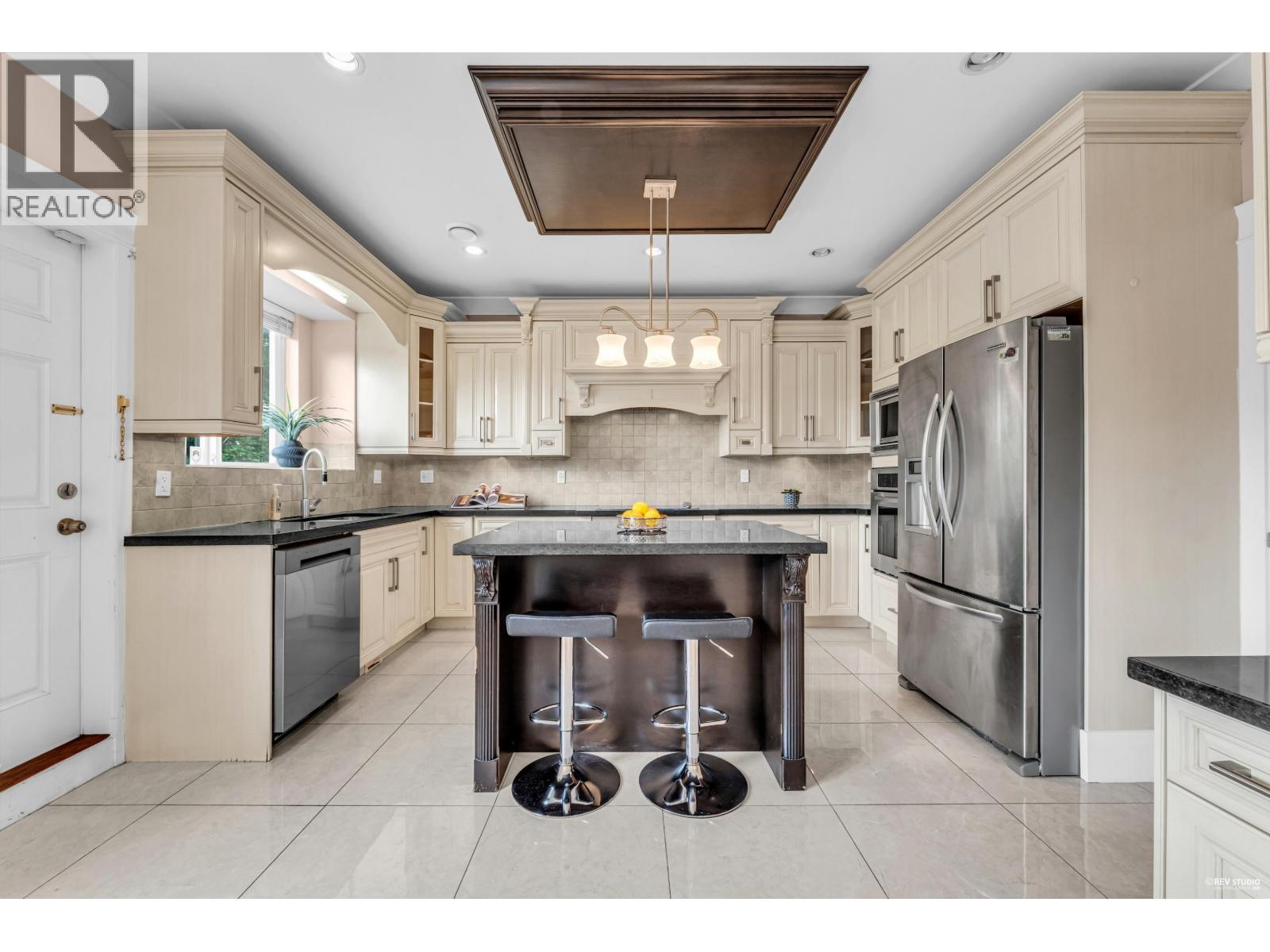Photo 14 of 3768 Jambor Court, Burnaby BC