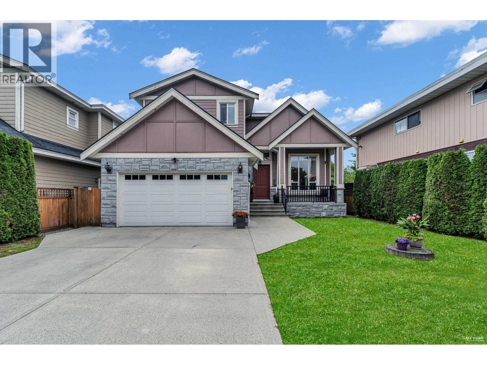 Photo 1 of 3768 Jambor Court, Burnaby BC