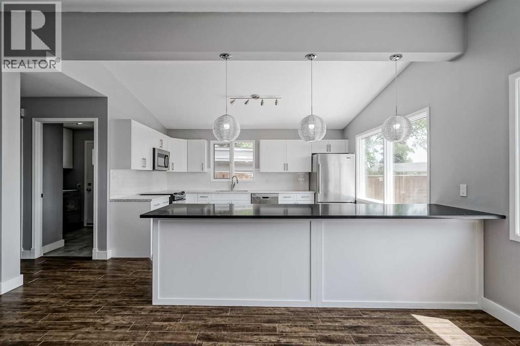 Single Family House Bungalow for Sale in  Buckthorn Road NW Thorncliffe Calgary 