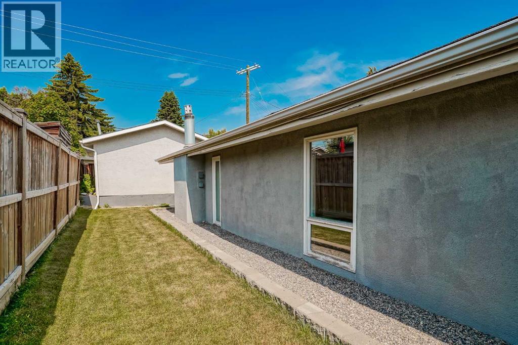 Single Family House Bungalow for Sale in  Buckthorn Road NW Thorncliffe Calgary 