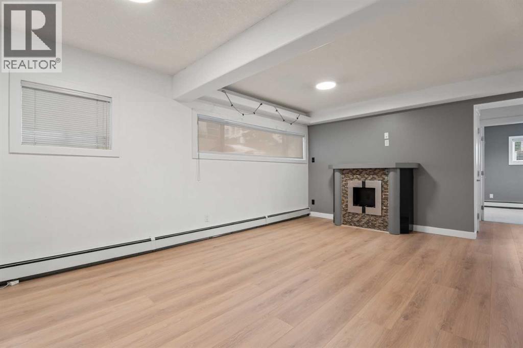Single Family House for Sale in    Street SW Bankview Calgary 