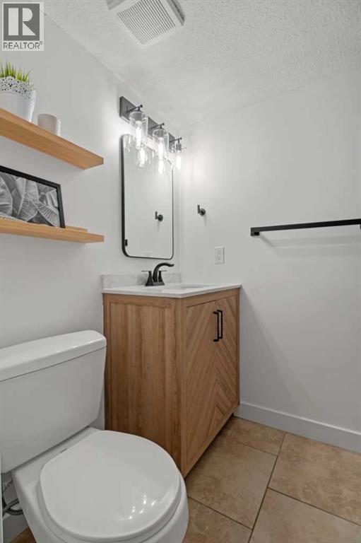 Single Family House for Sale in    Street SW Bankview Calgary 